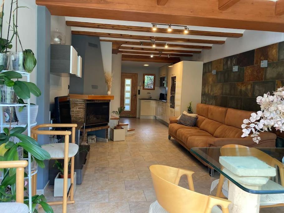 Adosado En Denia Con Gran Jardin Βίλα Εξωτερικό φωτογραφία